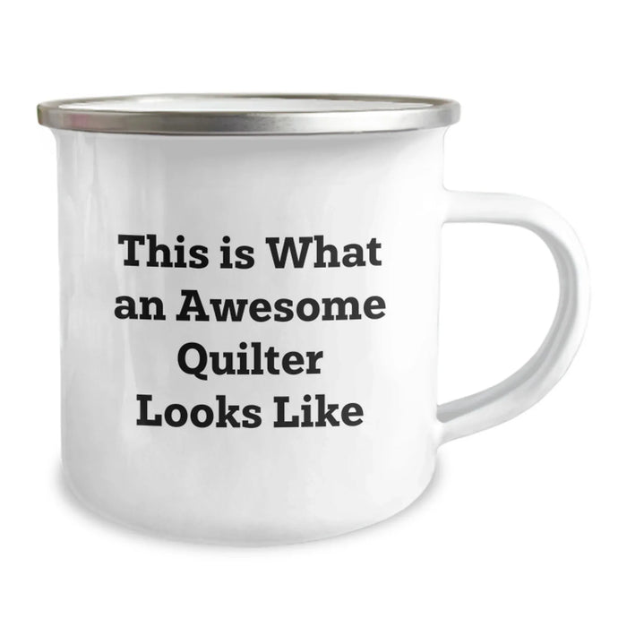 Funny Quilter Gifts from Friends, This Is What An Awesome Quilter Looks Like, Birthday Unique Gifts for Quilter, Men, Women, Friends - Image 2