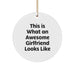 Funny Sweetheart Gifts for Her, This Is What An Awesome Sweetheart Looks Like Circle Ornament, Gifts from Men to Women for Christmas - Image 1